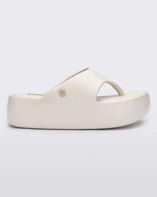 Product element, title Free Platform Thong en Beige
 price €99,00