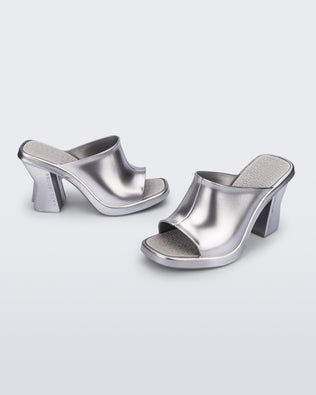 Product element, title Mule in Silver
 price €177,00