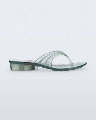 Product element, title Flip Flop en Transparent Vert
 price €135,00