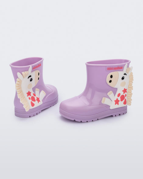 Back and side view of a pair of white Welly Wonderland baby boots with white pony on side