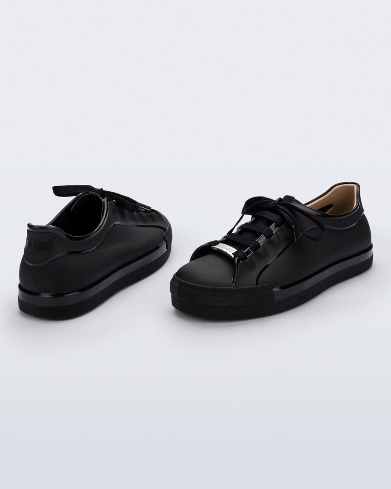 Wow Sneaker