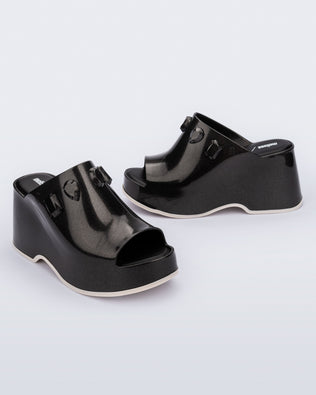 Product element, title Patty Stones in Metaalzwart
 price €85,00