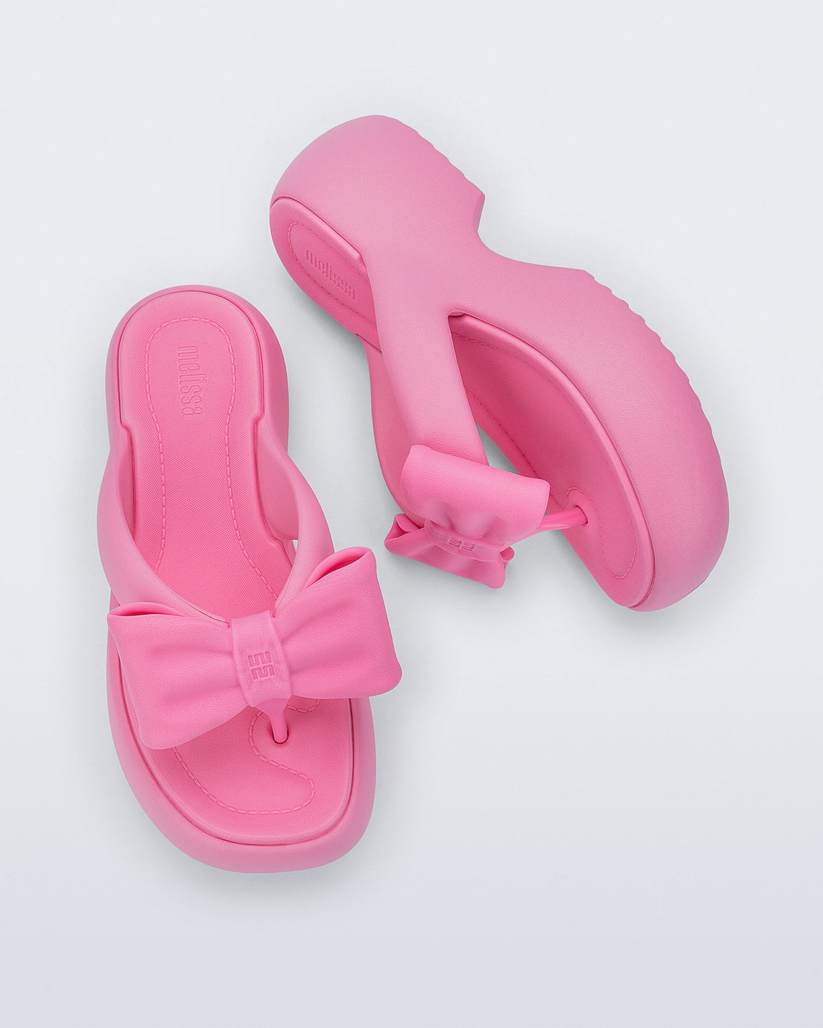 Free Fuzzy Platform Bow