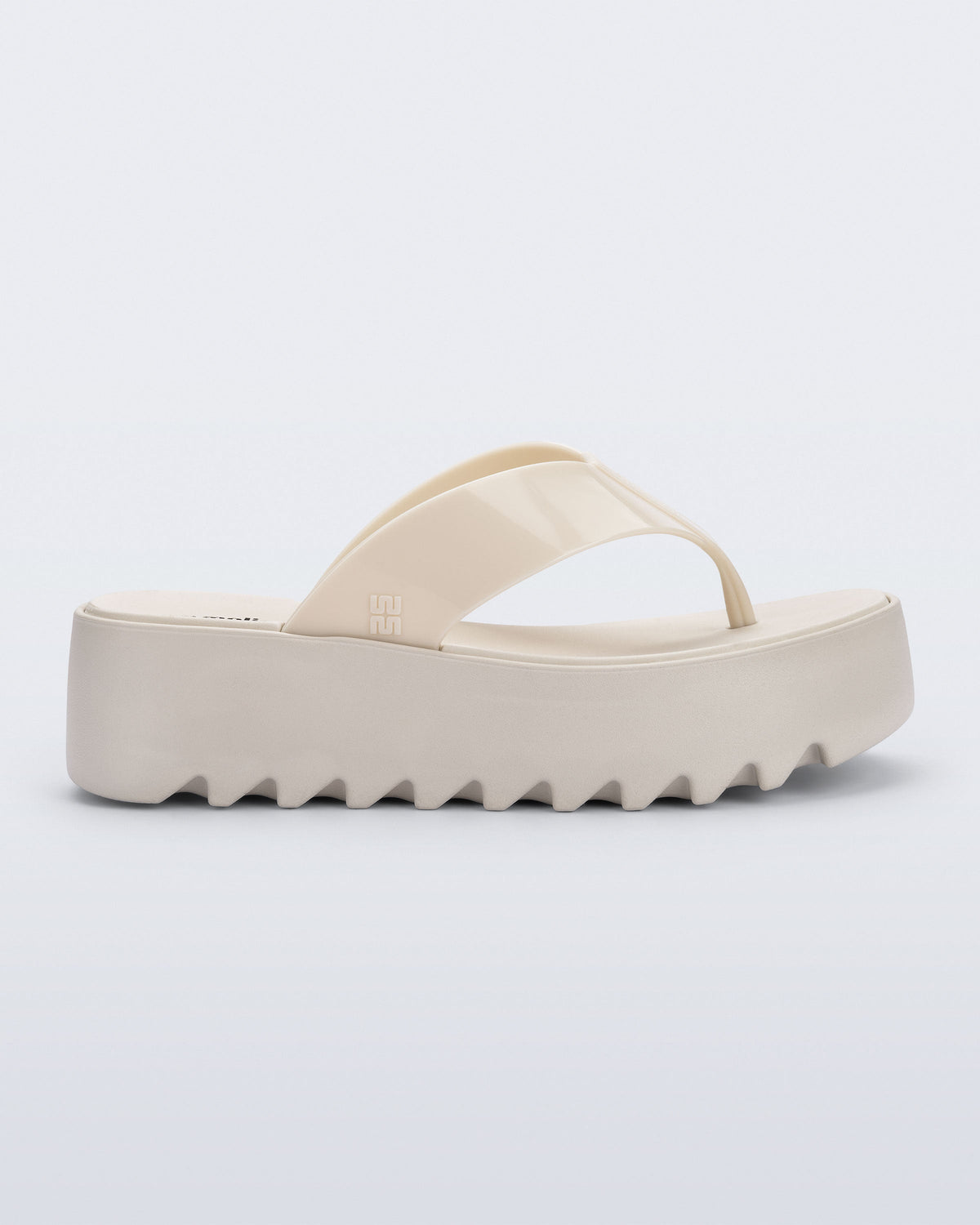 Thong Platform