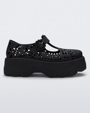 Product element, title Kick Off Lace in Nero
 price €69,50