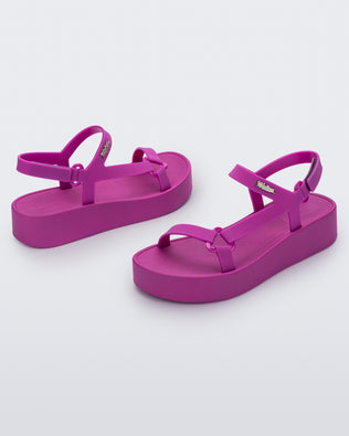 Product element, title Sun Downtown Platform in Dark Pink
 price €59,00