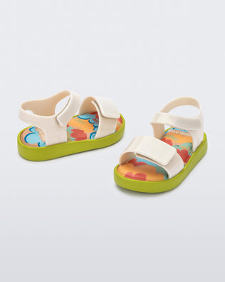 Product element, title Jump in Beige/Green
 price €41,30