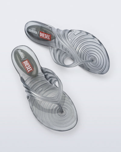 Quantum Flip Flop