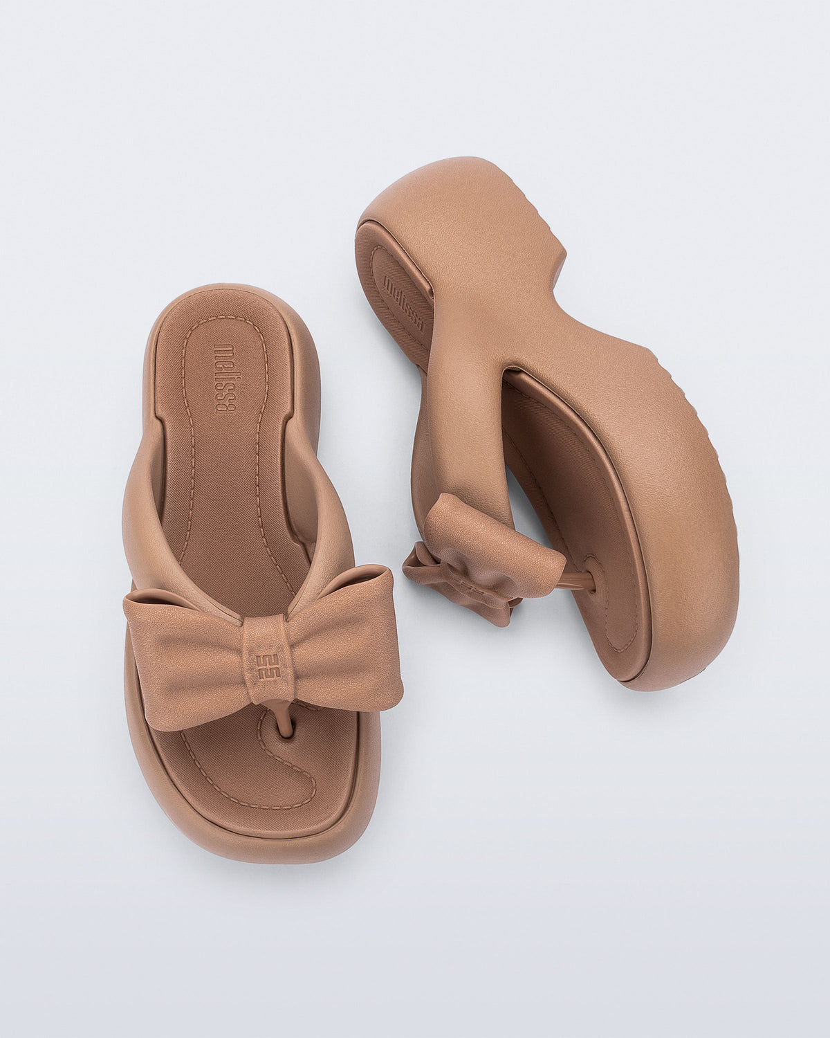 Free Fuzzy Platform Bow
