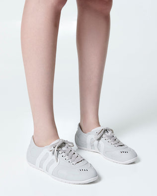 Product element, title Motion in White/Grey
 price €89,00