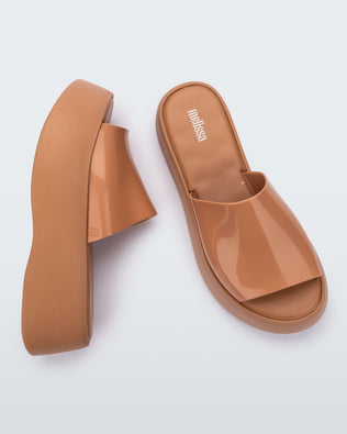 Product element, title Becky in Beige
 price €69,30