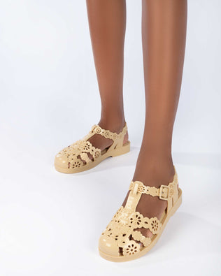 Product element, title Possession Lace in Yellow
 price €40,00