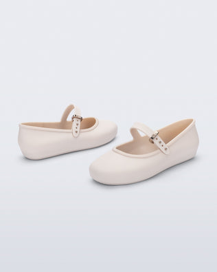 Product element, title Soft Ballerina in Beige
 price €69,00
