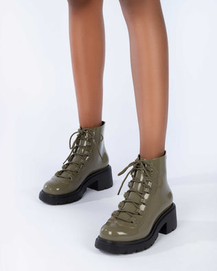 Product element, title Cosmo in Black/Green
 price €76,80