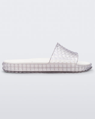Product element, title Court Slide in Clear/White
 price €58,00