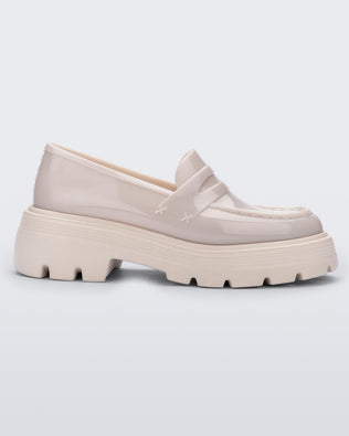 Product element, title Royal in Beige
 price €49,50