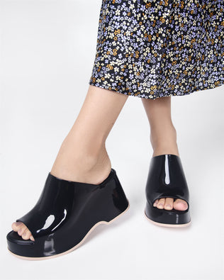 Product element, title Patty in Black/Beige
 price €54,50