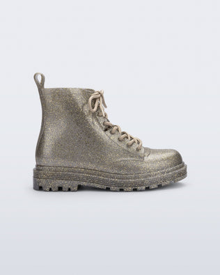 Product element, title Coturno in Gold Glitter
 price €95,00