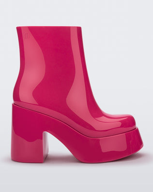 Product element, title Nubia in Pink
 price €108,00