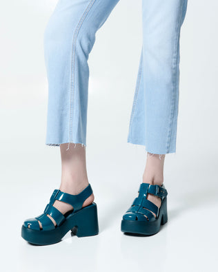 Product element, title Lulu in Blue
 price €119,00