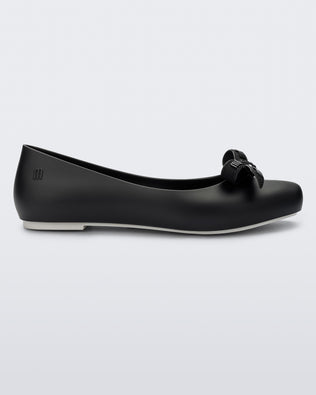 Product element, title Aura Basic M Lover in Black
 price €69,00