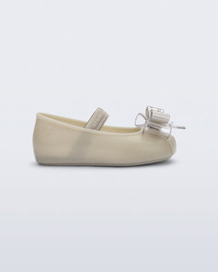 Product element, title Sophie in Pearly Beige
 price €69,00