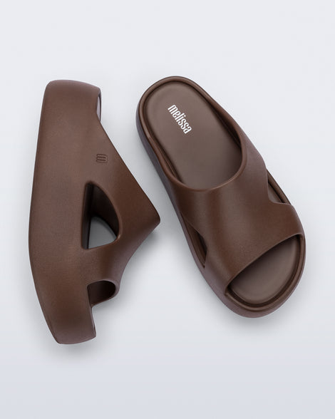 Melissa Free Cut Out Platform Bronze