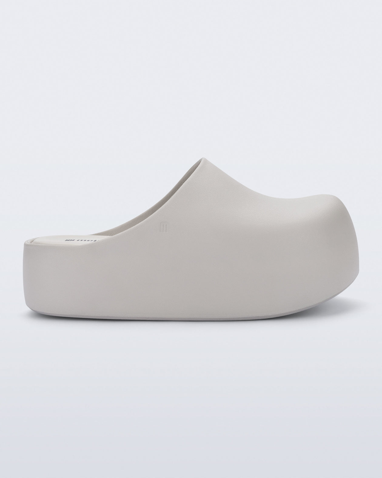 Melissa Free Clog Up Platform Beige