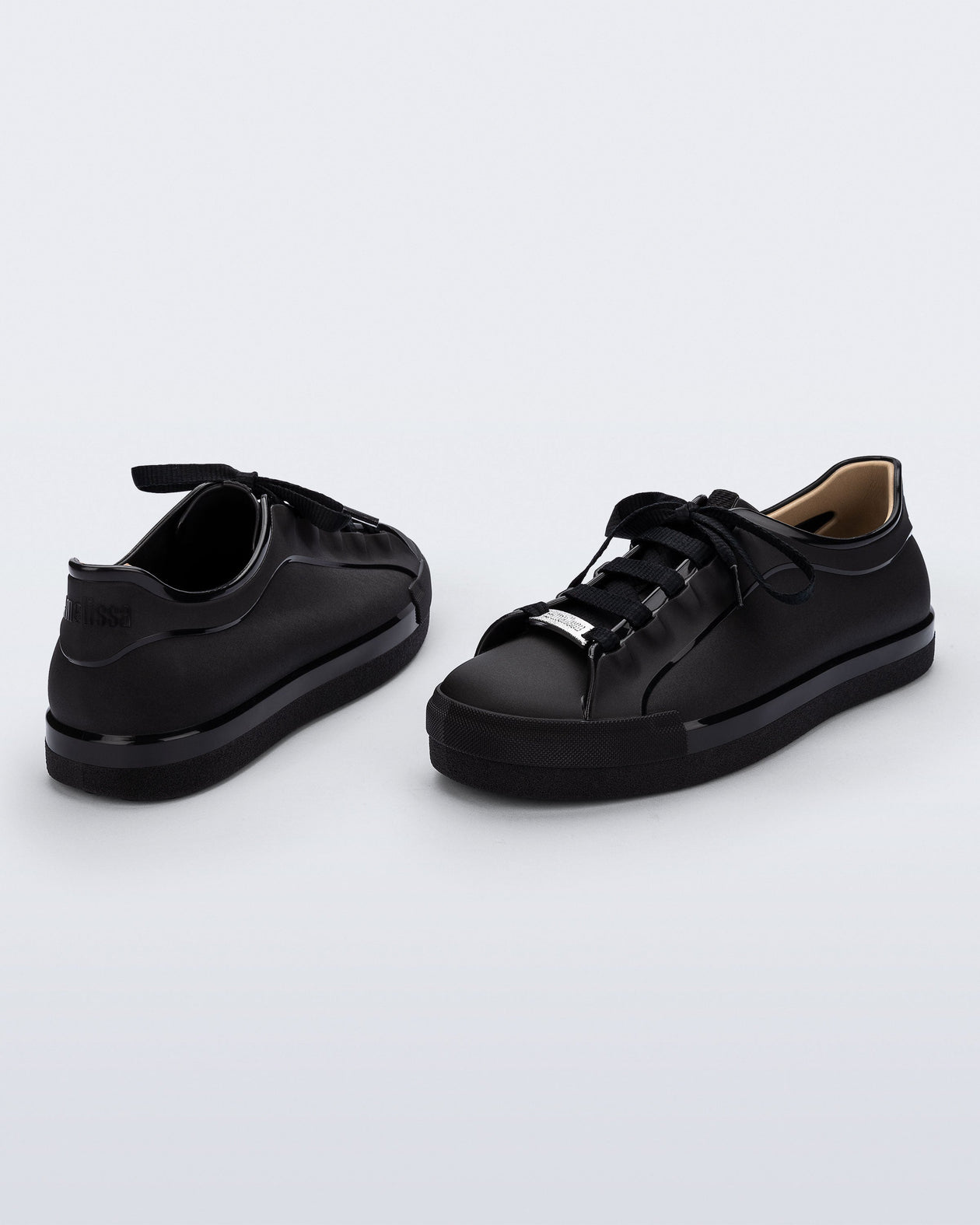 Wow Sneaker