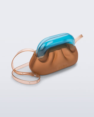 Product element, title Glass Bag in Arancione/Blu
 price €99,00