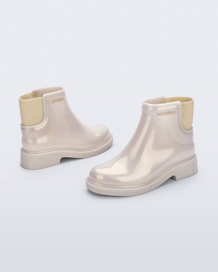 Product element, title Chelsea II in Beige
 price €89,00