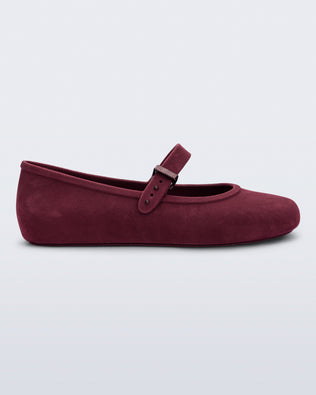 Product element, title Soft Ballerina Velvet in Red
 price €53,40