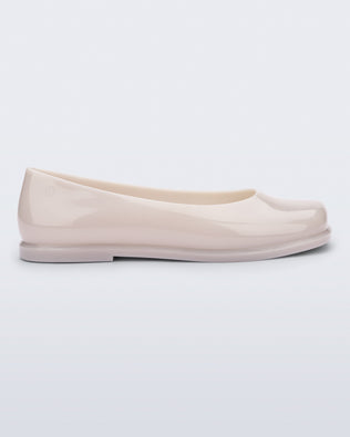 Product element, title Ruby in Pearly Beige
 price €53,40