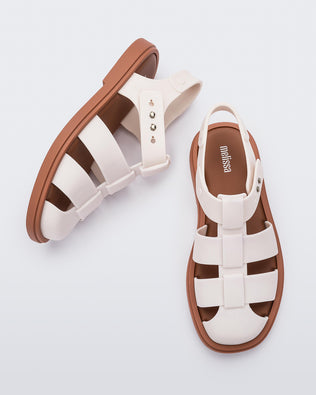 Product element, title Emma in Beige
 price €53,40