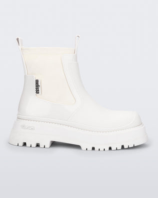 Product element, title Drip Boot in White
 price €249,00