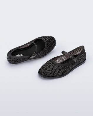 Product element, title Harper in Clear Black
 price €89,00