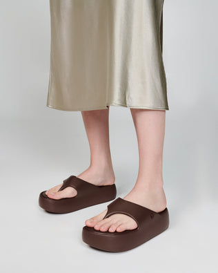 Product element, title Free Platform Thong in Bronze
 price €99,00