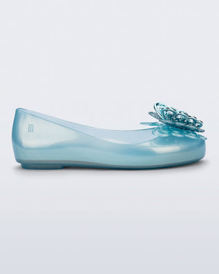 Product element, title Sweet Love Butterfly in Pearly Blue
 price €41,40