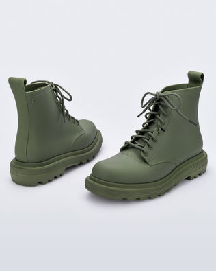 Product element, title Coturno in Green
 price €129,00