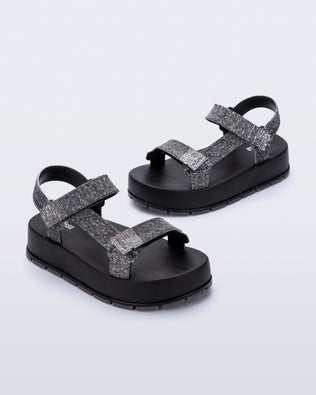 Product element, title Flowing Denim Platform in Black Jeans
 price €90,30