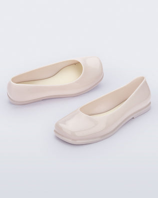 Product element, title Ruby in Pearly Beige
 price €53,40