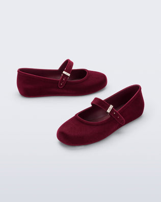 Product element, title Soft Ballerina Velvet II in Red
 price €89,00