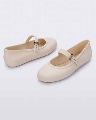 Product element, title Soft Ballerina in Beige
 price €79,00