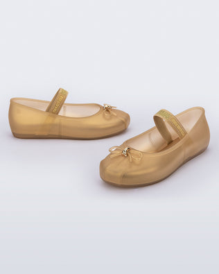 Product element, title Sophie in Pearly Beige
 price €48,00