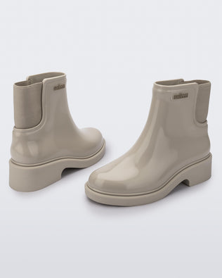 Product element, title Chelsea Boot in Beige
 price €99,00