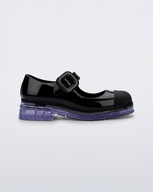 Product element, title June in Black/Clear
 price €89,00