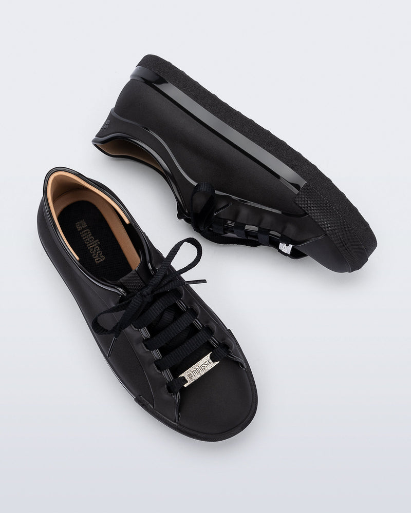 Wow Sneaker