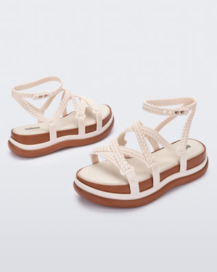 Product element, title Buzios in Beige
 price €49,50