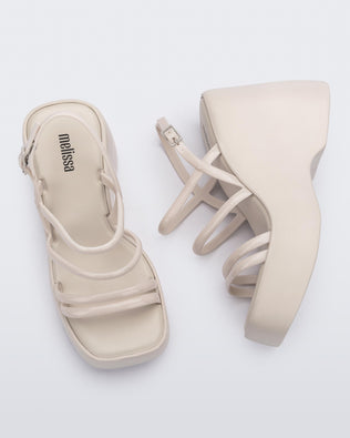 Product element, title Jessie in Beige
 price €69,50