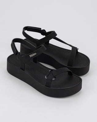Product element, title Sun Downtown Platform in Black
 price €59,00